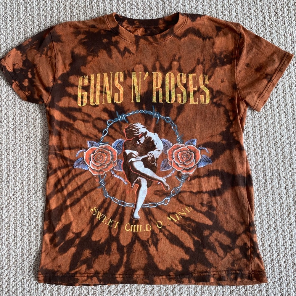 Guns& Roses Dyed Graphic Tee 🌹